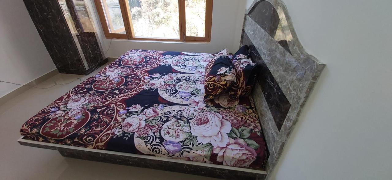 Solitude Inn Bnb Shimla Luaran gambar