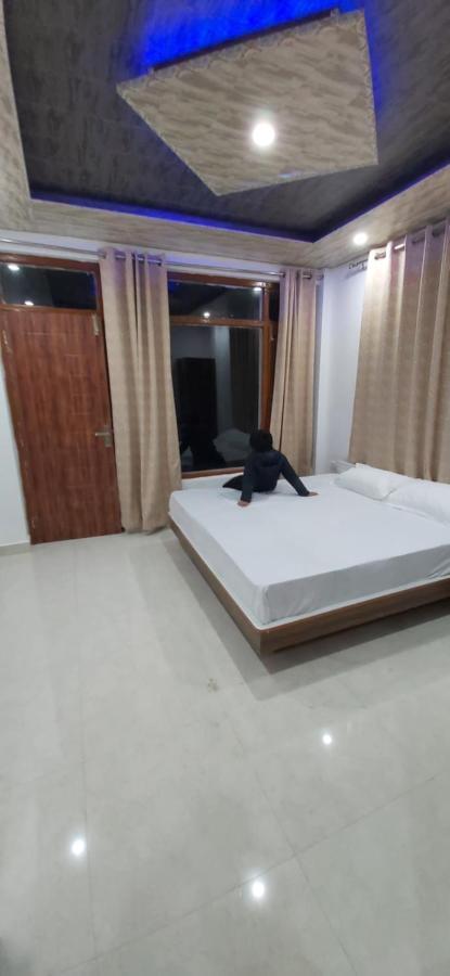 Solitude Inn Bnb Shimla Luaran gambar