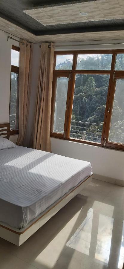 Solitude Inn Bnb Shimla Luaran gambar