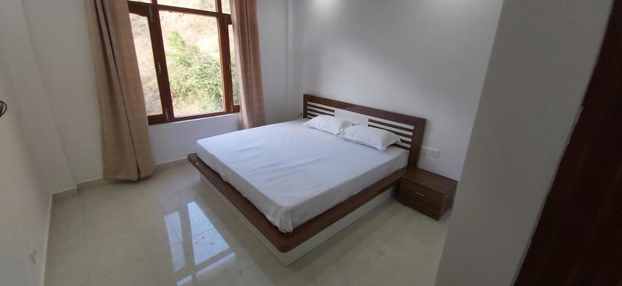 Solitude Inn Bnb Shimla Luaran gambar